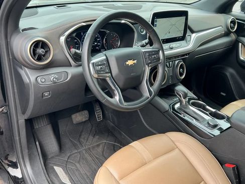 Used 2023 Chevrolet Blazer Premier w/ Enhanced Convenience Package AWD/4WD image 19