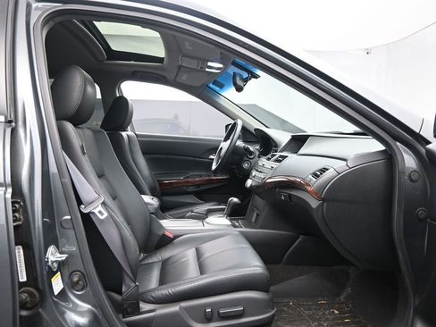 Used 2011 Honda Crosstour EX-L image 26