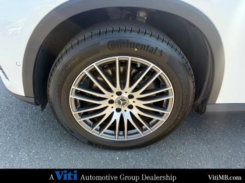 Certified 2024 Mercedes-Benz GLC 300 4MATIC image 12
