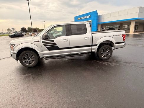 Used 2018 Ford F150 XLT w/ Equipment Group 302A Luxury AWD/4WD image 4