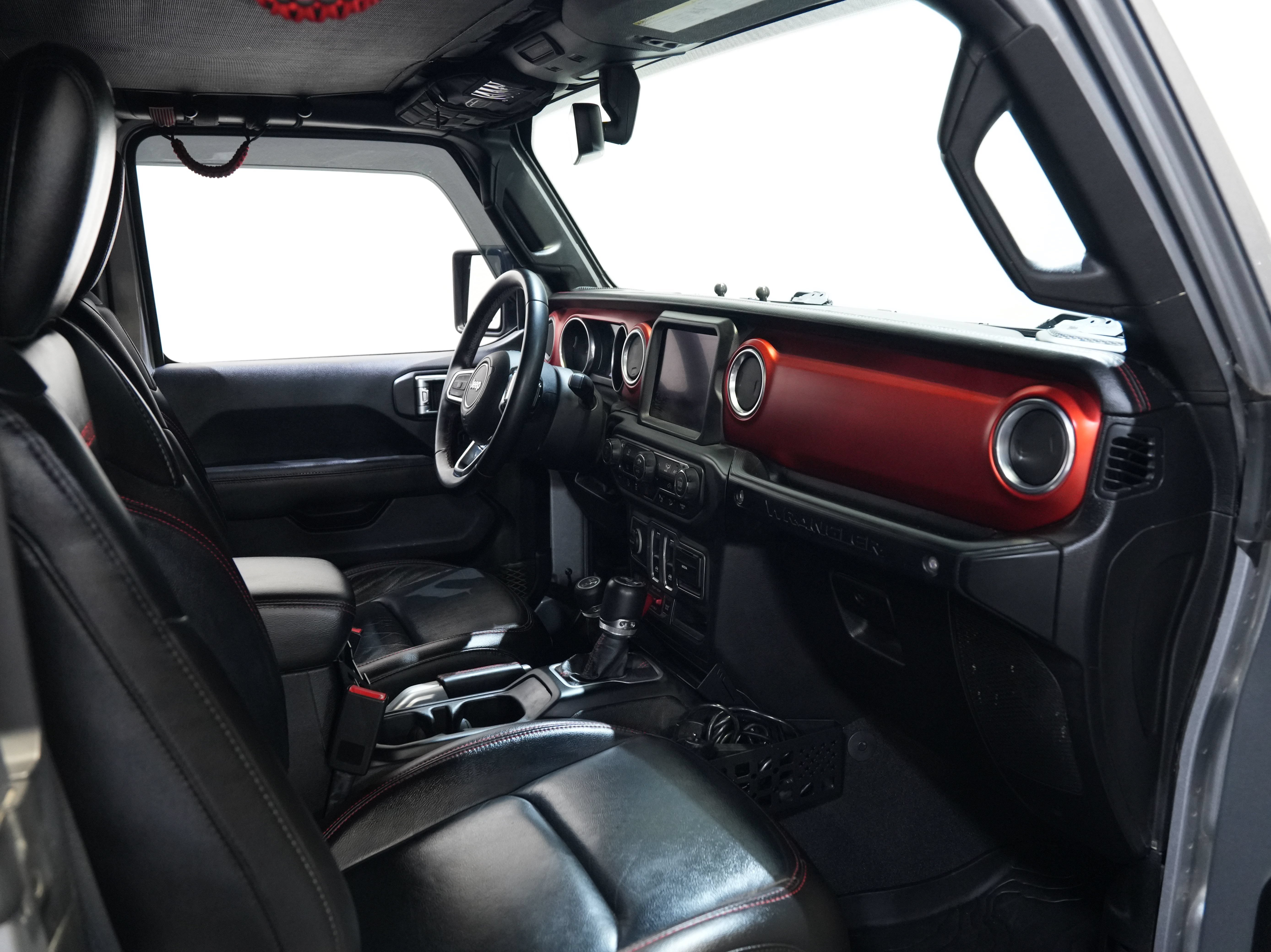 Used 2018 Jeep Wrangler Rubicon AWD/4WD image 34