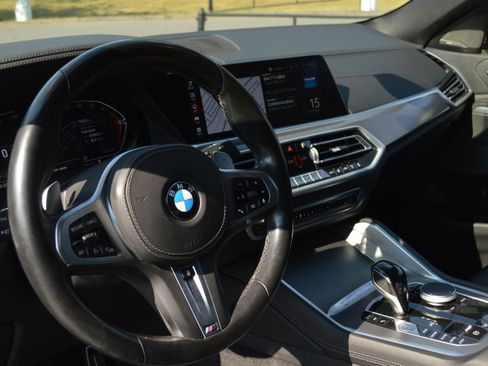 Used 2021 BMW X6 xDrive40i w/ M Sport Package AWD/4WD image 23