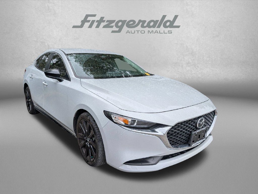 Used 2024 MAZDA MAZDA3 s FWD image 1