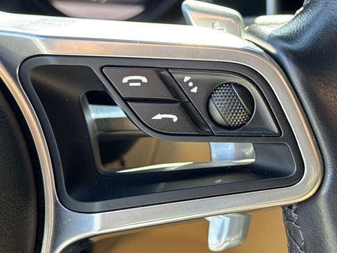 Used 2017 Porsche Macan S image 26