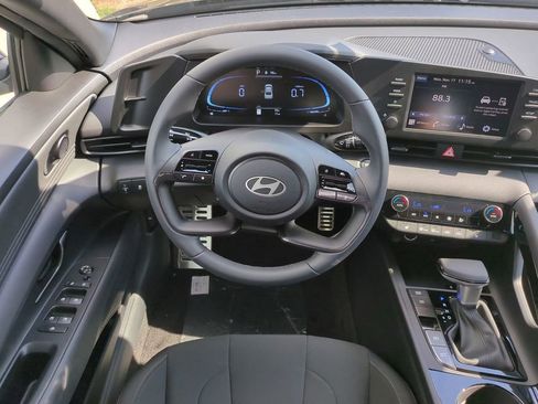 New 2026 Hyundai Elantra SEL Sport image 17