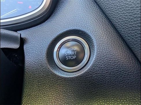 Used 2024 Toyota Corolla SE image 11