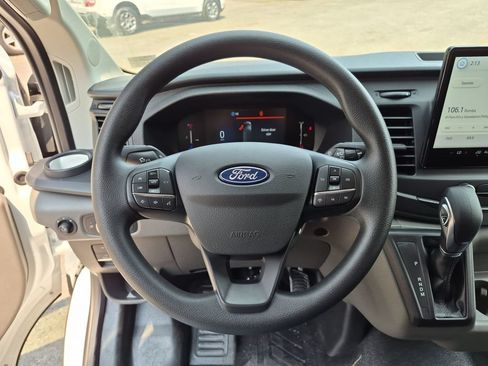 New 2026 Ford Transit 250 Low Roof w/ Load Area Protection Package RWD image 15