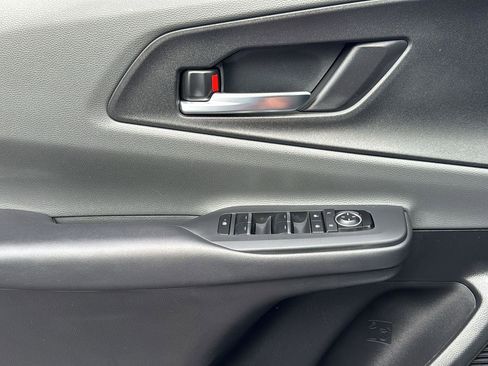 Certified 2024 Toyota Prius XLE image 11