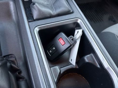 Used 2023 Toyota Tacoma SR image 32