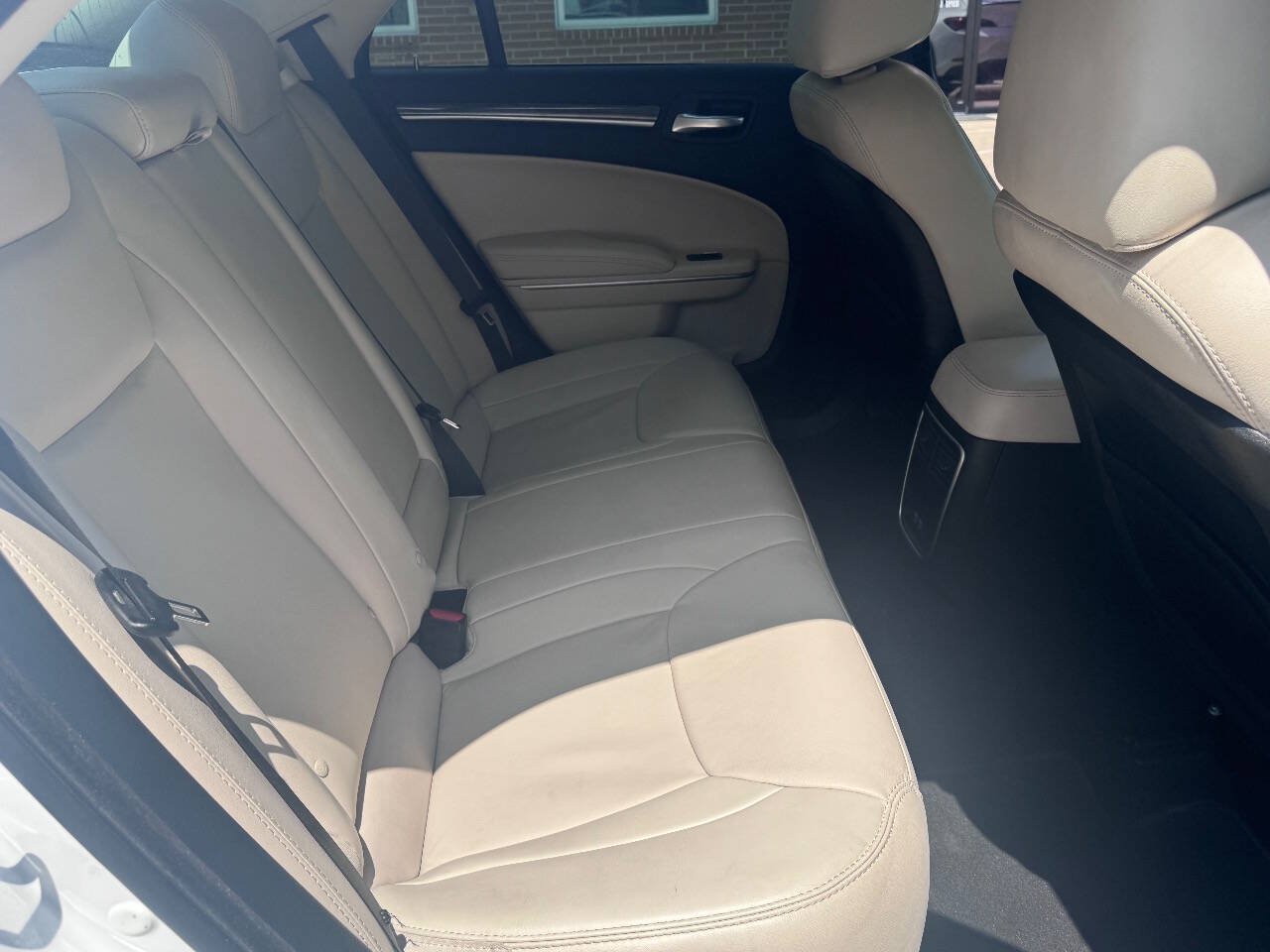 Used 2019 Chrysler 300 Touring L w/ Quick Order Package 22F RWD image 16