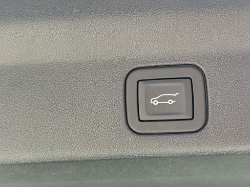 New 2025 Cadillac Escalade IQ Sport 2 w/ LPO, ONYX Package image 12