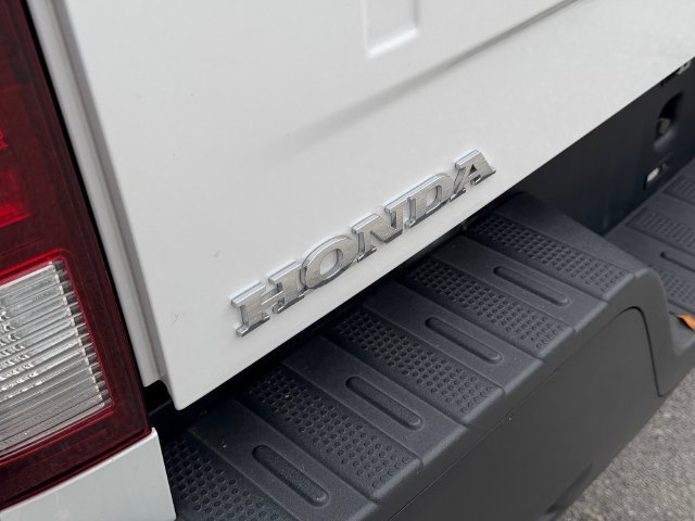 Certified 2024 Honda Ridgeline Sport image 16