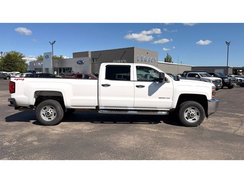Used 2016 Chevrolet Silverado 2500 W/T w/ WT Convenience Package AWD/4WD image 11