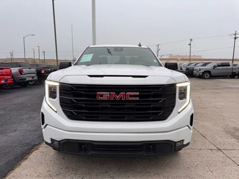 Used 2023 GMC Sierra 1500 Elevation image 8