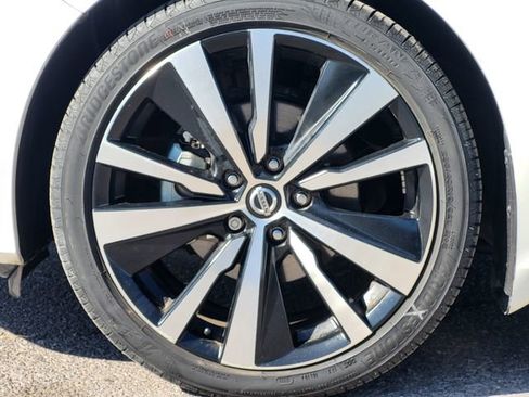 Certified 2022 Nissan Altima 2.5 SR image 7