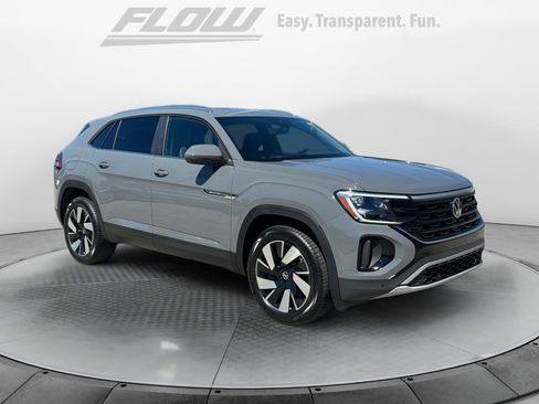 New 2026 Volkswagen Atlas Cross Sport SE image 1