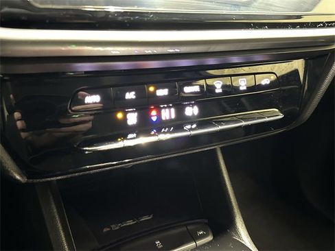 Used 2023 Chevrolet Bolt EUV LT w/ Driver Confidence Package image 19