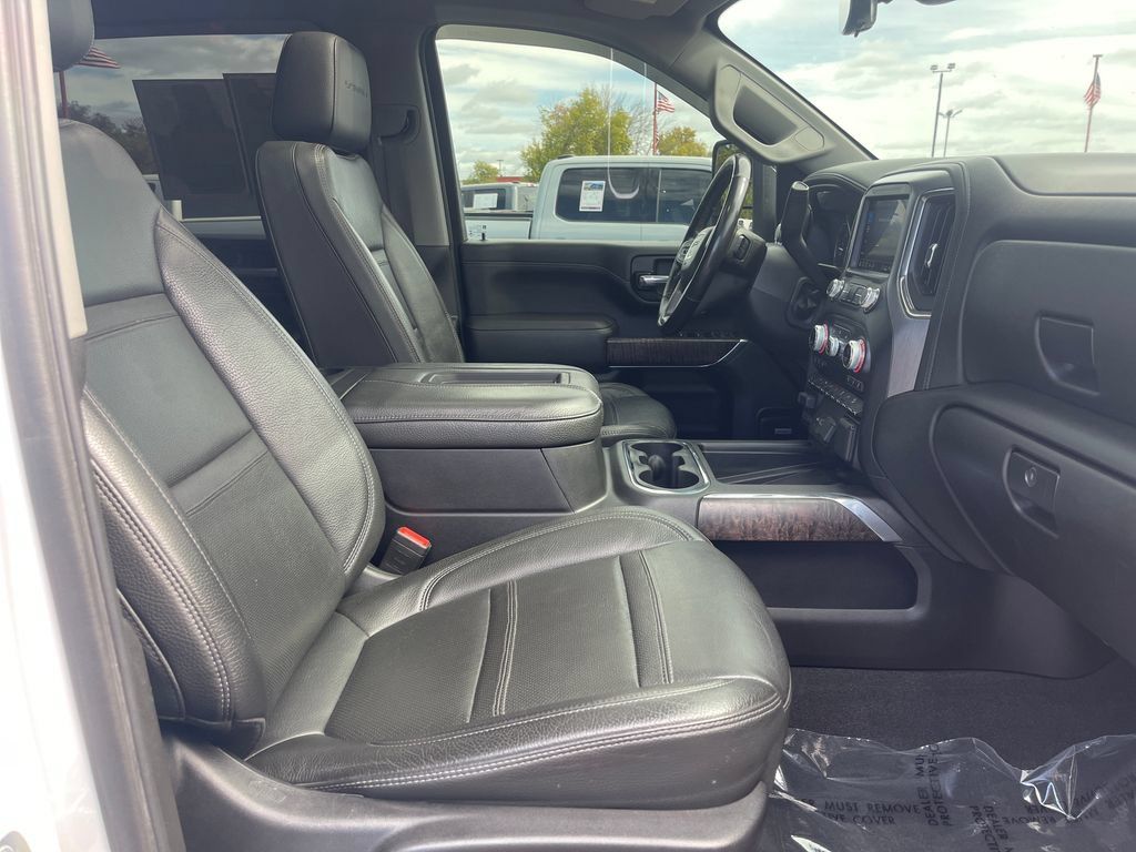 Used 2020 GMC Sierra 3500 Denali w/ Denali Ultimate Package AWD/4WD image 34