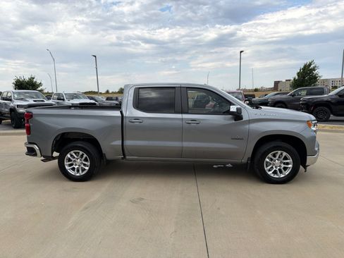 Used 2025 Chevrolet Silverado 1500 LT RWD image 6