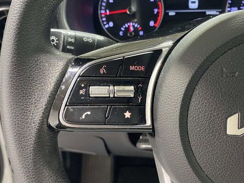 Used 2023 Kia Forte LXS image 20