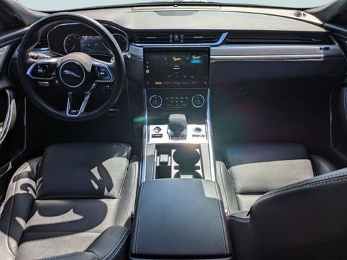 Used 2022 Jaguar XF R-Dynamic SE AWD/4WD image 14