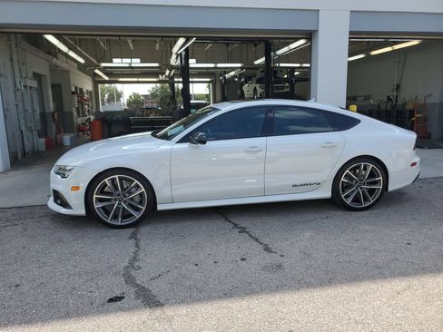 Used 2017 Audi RS 7 Performance w/ Driver Assistance Package AWD/4WD image 8