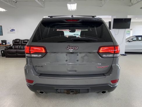 Used 2021 Jeep Grand Cherokee Trailhawk w/ Premium Lighting Group AWD/4WD image 9
