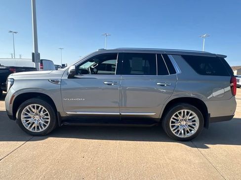 Used 2026 GMC Yukon Elevation AWD/4WD image 6