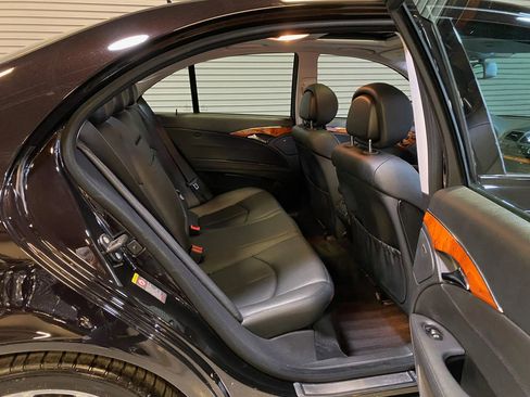 Used 2008 Mercedes-Benz E 350 Luxury Sedan image 17
