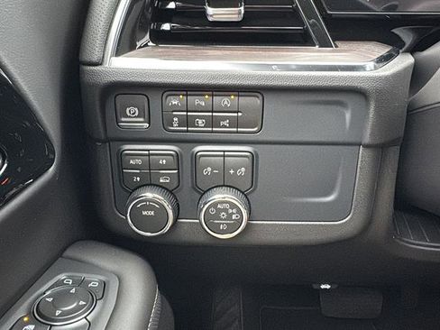 New 2026 Chevrolet Tahoe Premier AWD/4WD image 23