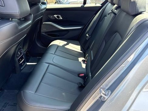 Used 2026 BMW 330i Sedan w/ Premium Package RWD image 32