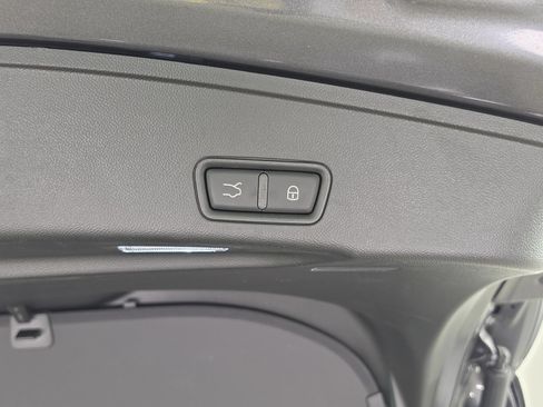 Used 2023 Maserati Grecale Modena AWD/4WD image 42