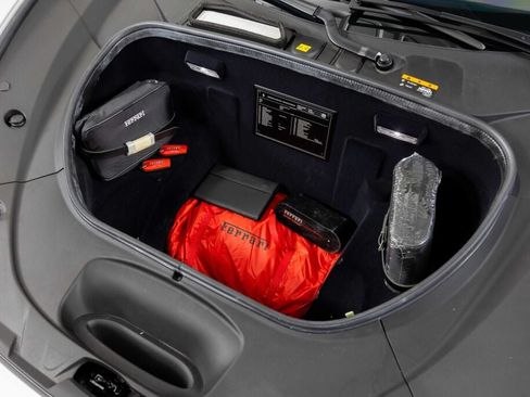 Used 2022 Ferrari F8 Tributo RWD image 61