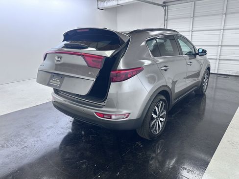 Used 2018 Kia Sportage EX w/ EX Technology Package FWD image 28