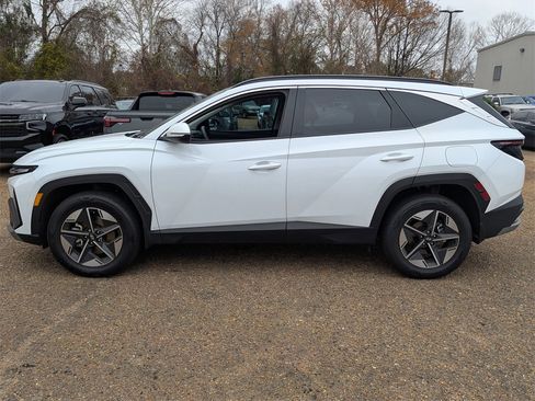 Certified 2025 Hyundai Tucson SEL image 6