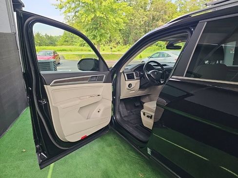 Used 2018 Volkswagen Atlas SE AWD/4WD image 26