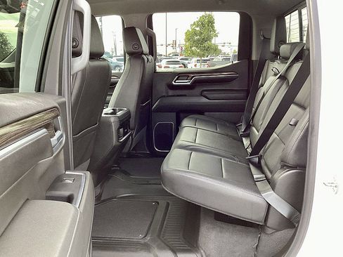 Used 2022 Chevrolet Silverado 1500 RST image 16