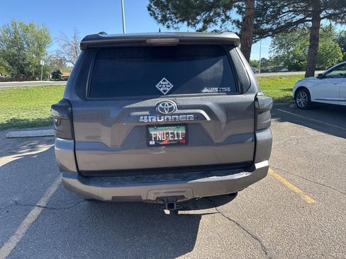 Used 2021 Toyota 4Runner SR5 AWD/4WD image 6