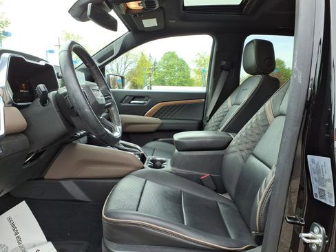 Used 2023 GMC Canyon Denali AWD/4WD image 13
