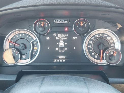 Used 2022 RAM 1500 Classic Warlock w/ Electronics Group image 16