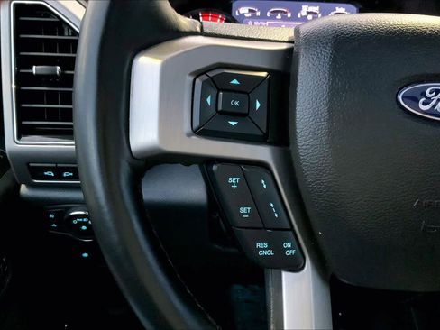 Used 2022 Ford F450 Platinum w/ FX4 Off-Road Package image 22