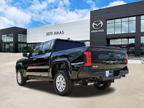 Used 2026 Toyota Tacoma SR AWD/4WD image 2