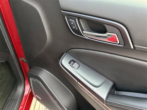 Used 2015 GMC Yukon SLE w/ Convenience Package image 36