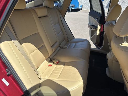 Used 2011 Honda Crosstour EX-L image 14