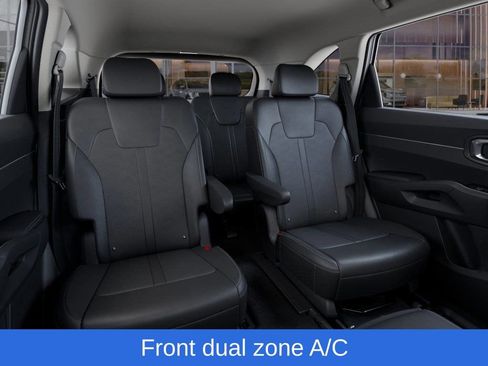 New 2025 Kia Sorento EX image 17