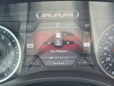 Used 2019 RAM 1500 Laramie AWD/4WD image 25