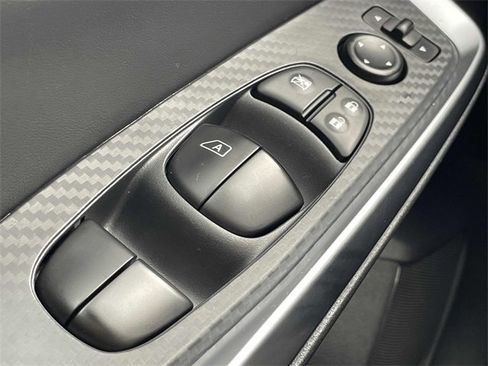 Used 2024 Nissan Sentra SR image 8