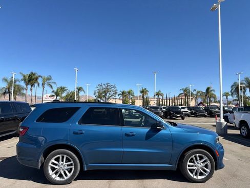 Used 2025 Dodge Durango GT AWD/4WD image 3