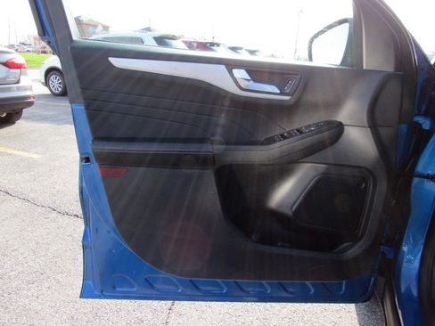 Used 2021 Ford Escape SE w/ Convenience Package image 12