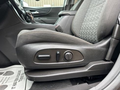 Used 2022 Chevrolet Equinox LT image 31